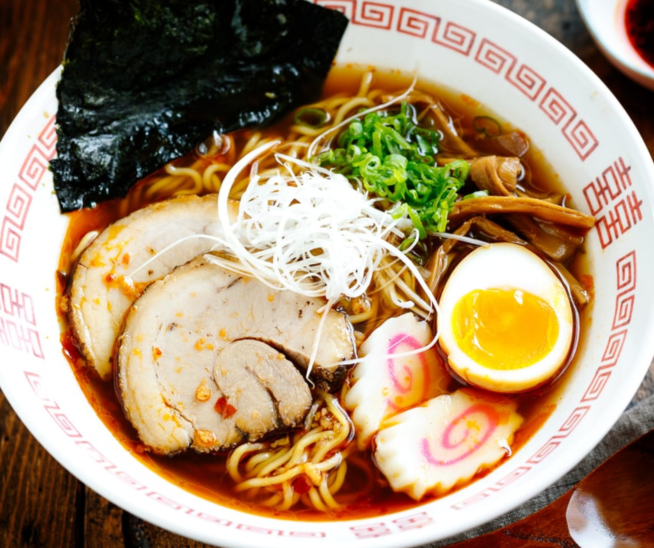 Tonkotsu vs Shoyu: Comparing Rich Ramen Broths